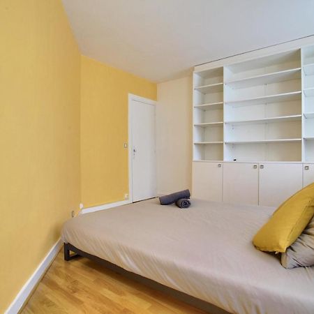 2 Bedrooms Tour Eiffel Breteuil Παρίσι Εξωτερικό φωτογραφία